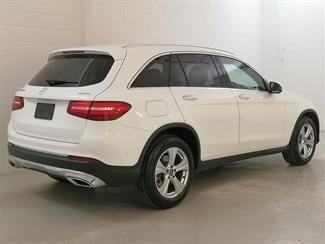 2018 Mercedes-Benz GLC 220 - Thumbnail