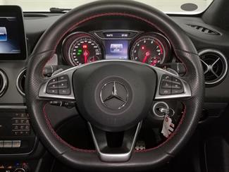 2019 Mercedes-Benz CLA 180 - Thumbnail