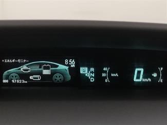 2015 Toyota Prius - Thumbnail