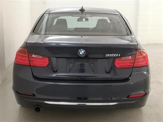 2012 BMW 320i - Thumbnail