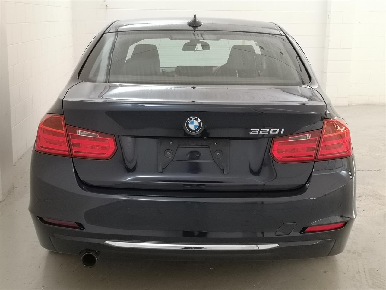 2012 BMW 320i