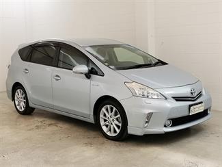 2013 Toyota Prius - Thumbnail