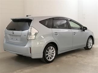 2013 Toyota Prius - Thumbnail