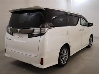 2017 Toyota Vellfire - Thumbnail