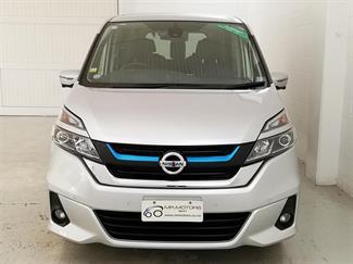 2018 Nissan Serena - Thumbnail