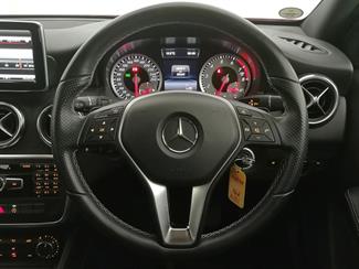 2015 Mercedes-Benz A 180 - Thumbnail