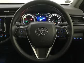 2019 Toyota Camry - Thumbnail