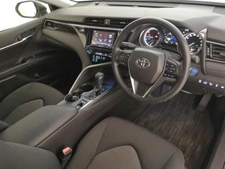 2019 Toyota Camry - Thumbnail