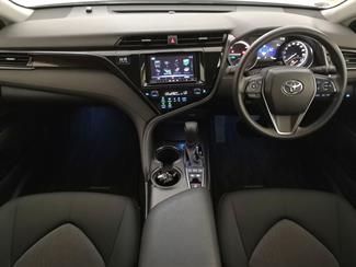 2019 Toyota Camry - Thumbnail