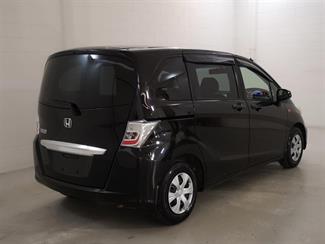 2013 Honda Freed - Thumbnail