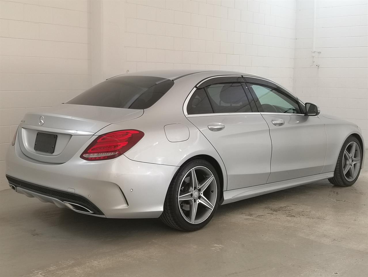 2015 Mercedes-Benz C 200