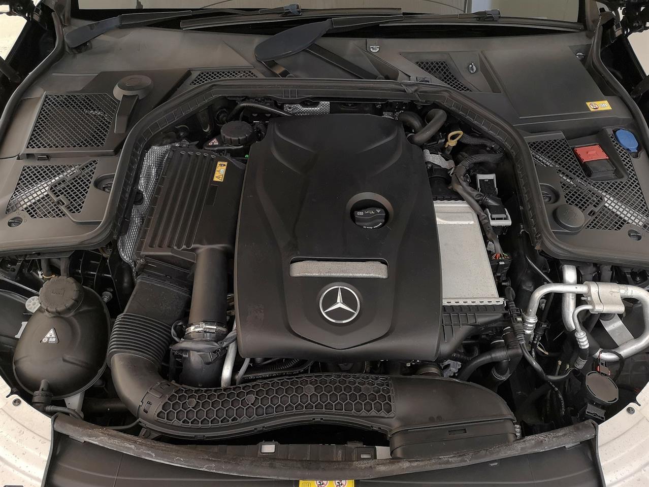 2015 Mercedes-Benz C 200