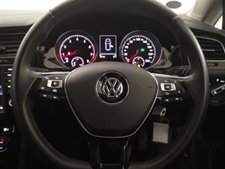 2014 Volkswagen Golf - Thumbnail