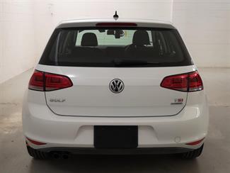 2014 Volkswagen Golf - Thumbnail