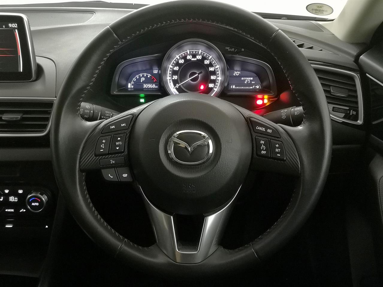 2016 Mazda Axela