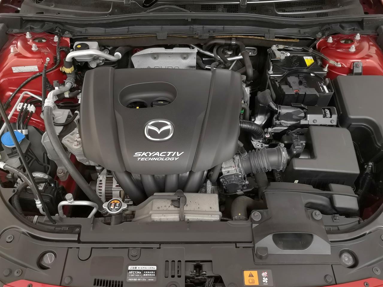 2016 Mazda Axela