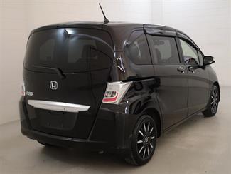 2012 Honda Freed - Thumbnail