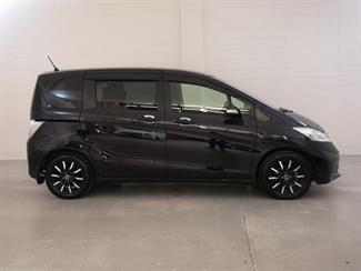 2012 Honda Freed - Thumbnail