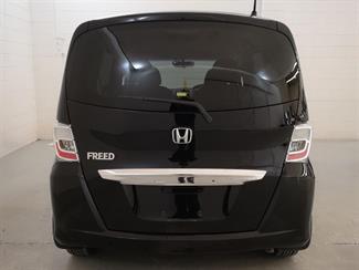 2012 Honda Freed - Thumbnail