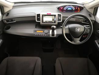 2012 Honda Freed - Thumbnail