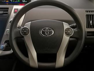 2013 Toyota Prius - Thumbnail