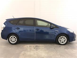 2013 Toyota Prius - Thumbnail