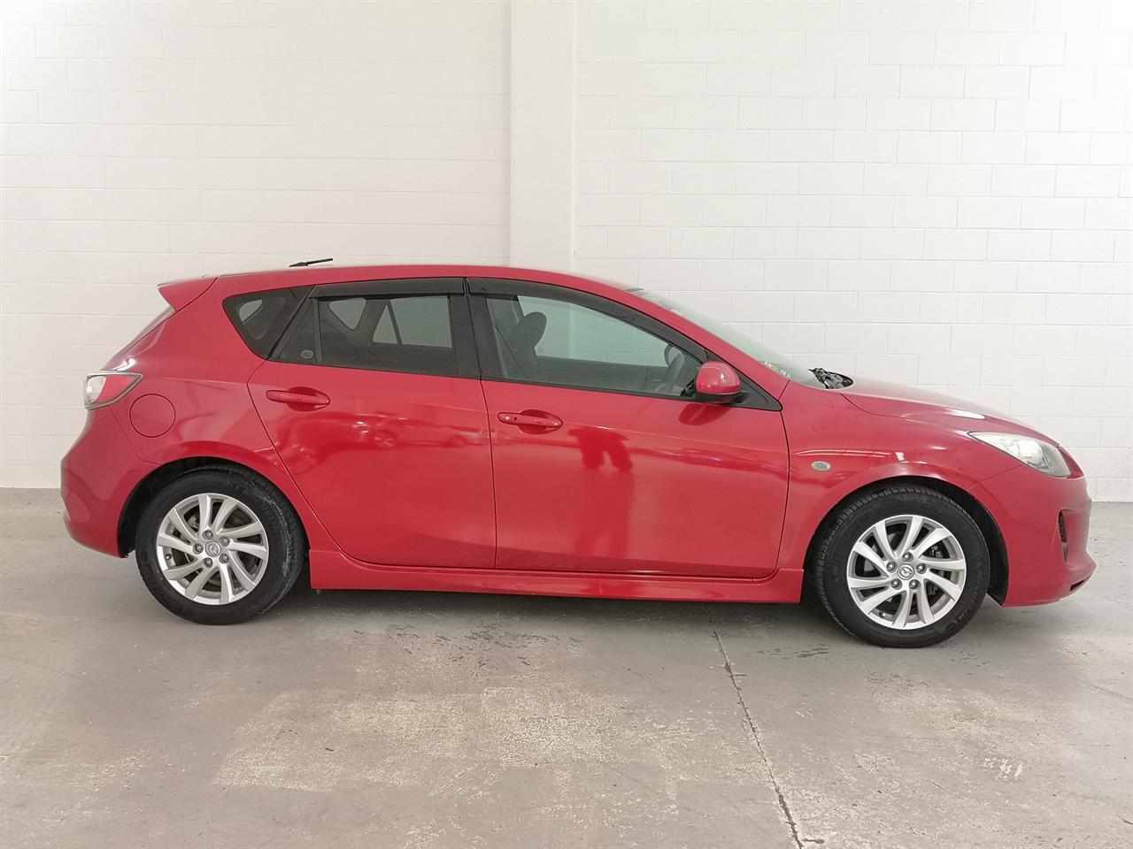 2012 Mazda Axela