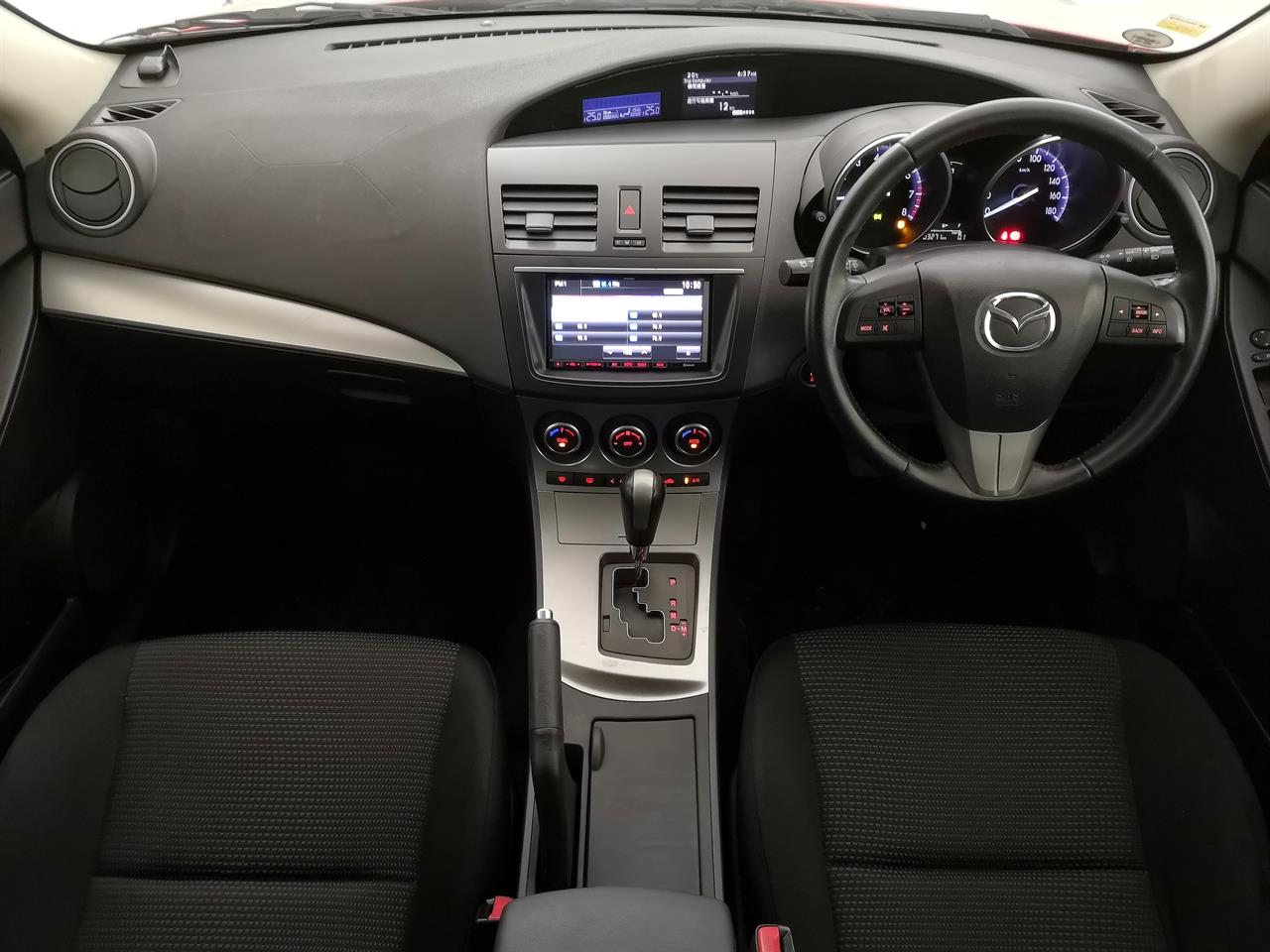 2012 Mazda Axela