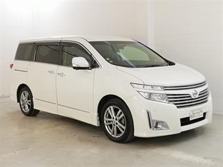 2013 Nissan Elgrand - Thumbnail