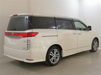 2013 Nissan Elgrand - Thumbnail