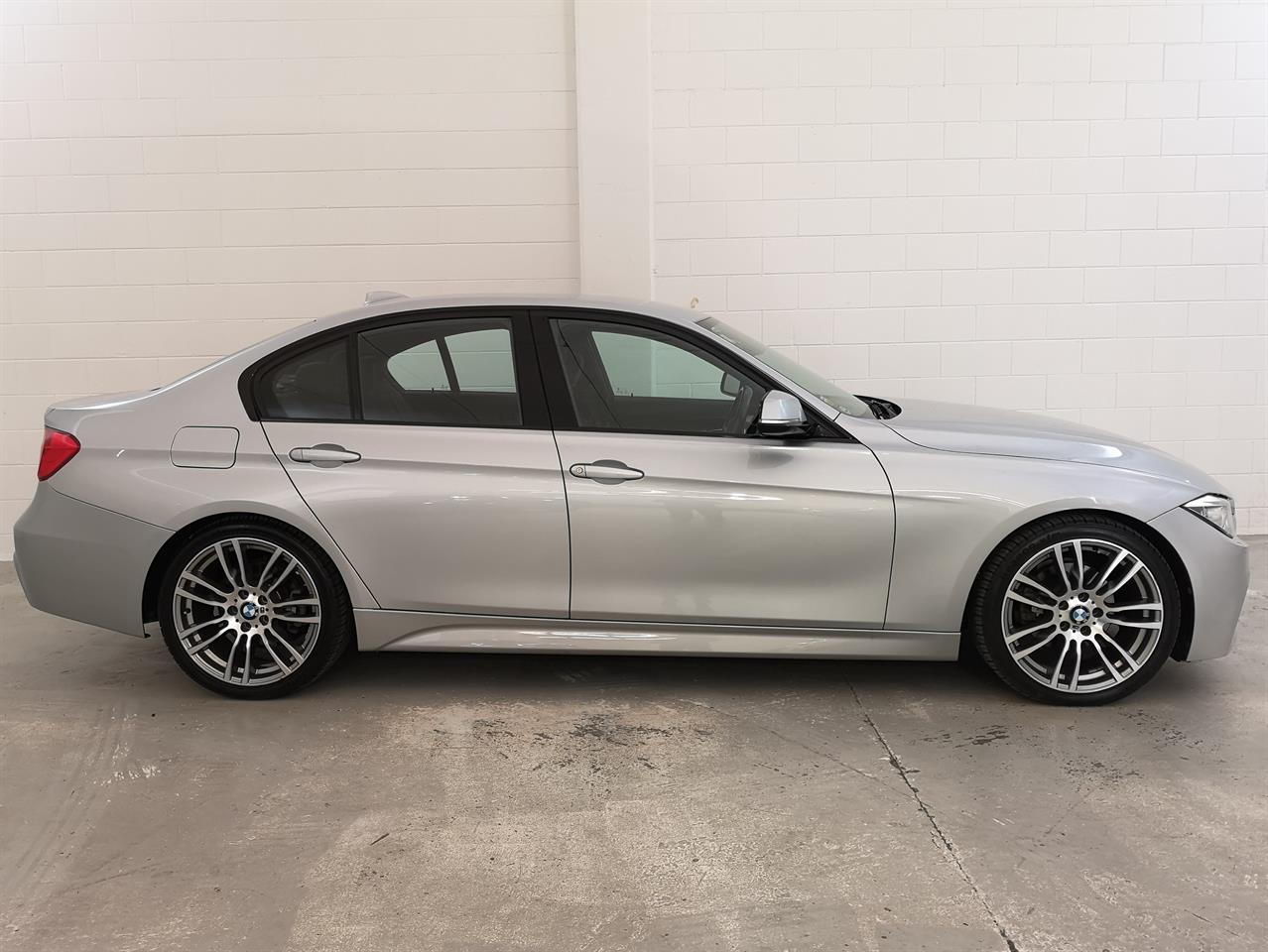 2015 BMW 320i