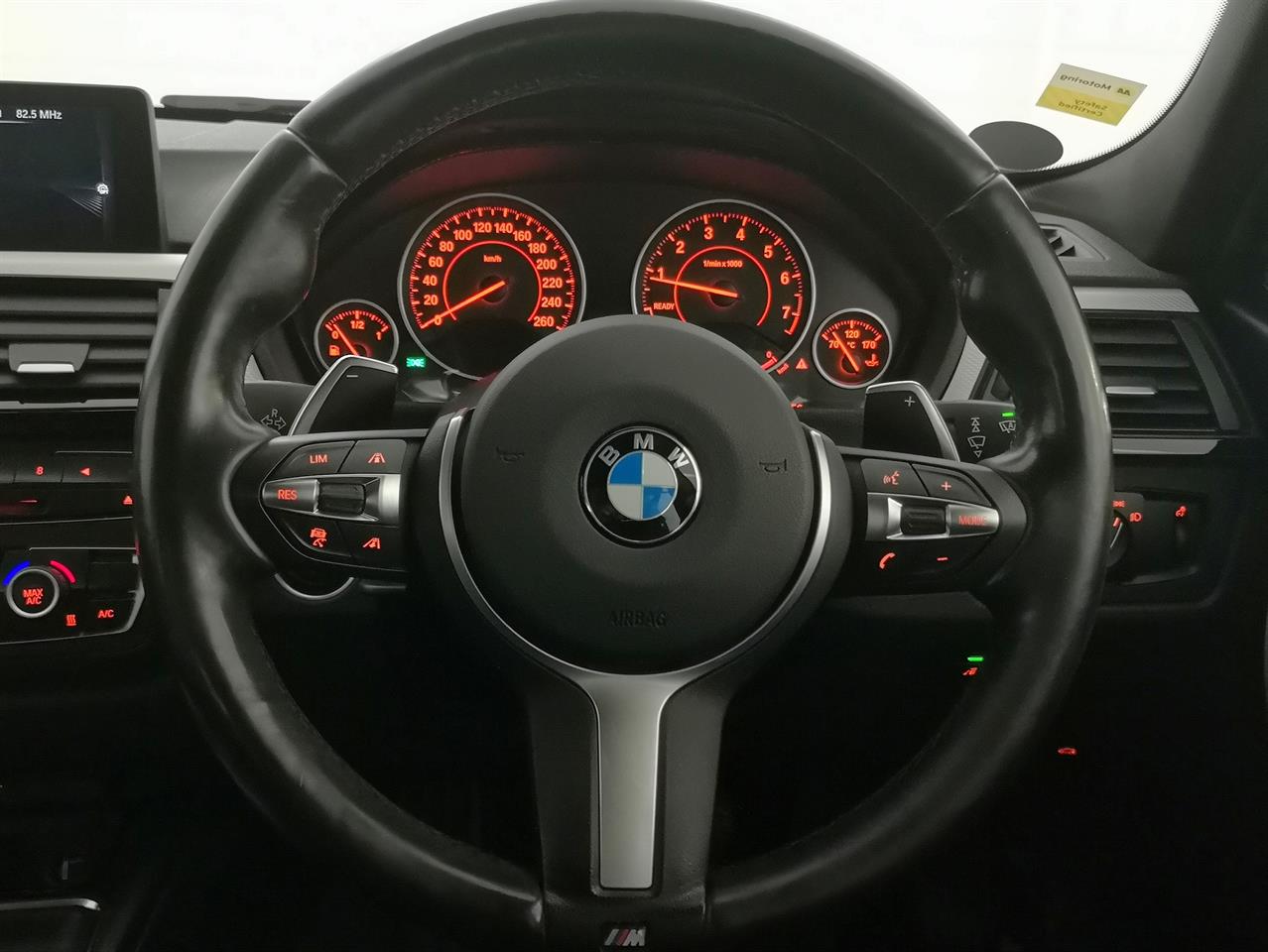 2015 BMW 320i