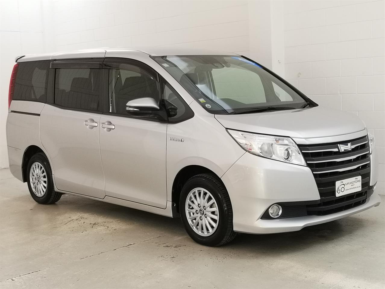 2016 Toyota Noah